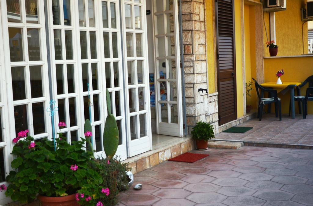 Villa Felice 切萨雷奥港 外观 照片